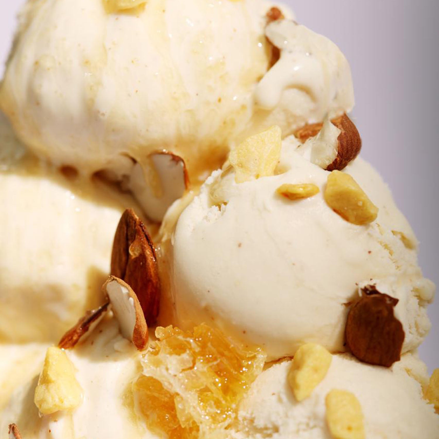 Almond & Honeycomb